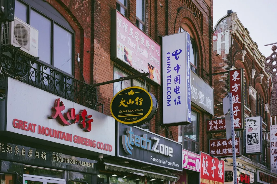 마스코트 제작 전 알아야 할 활용 채널과 디자인 기준